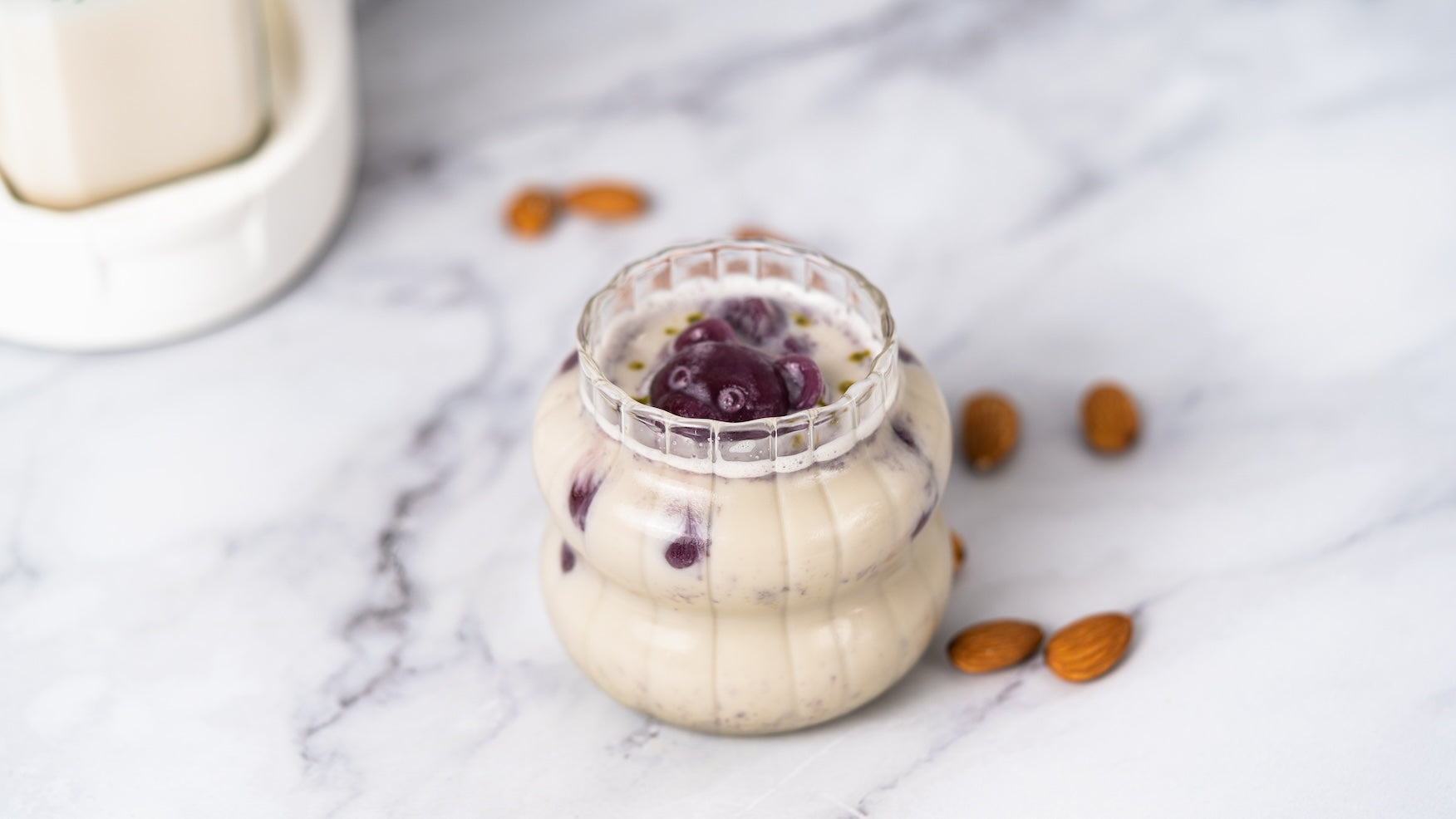 Matcha Blackberry Latte
 &ndash; milkyplant