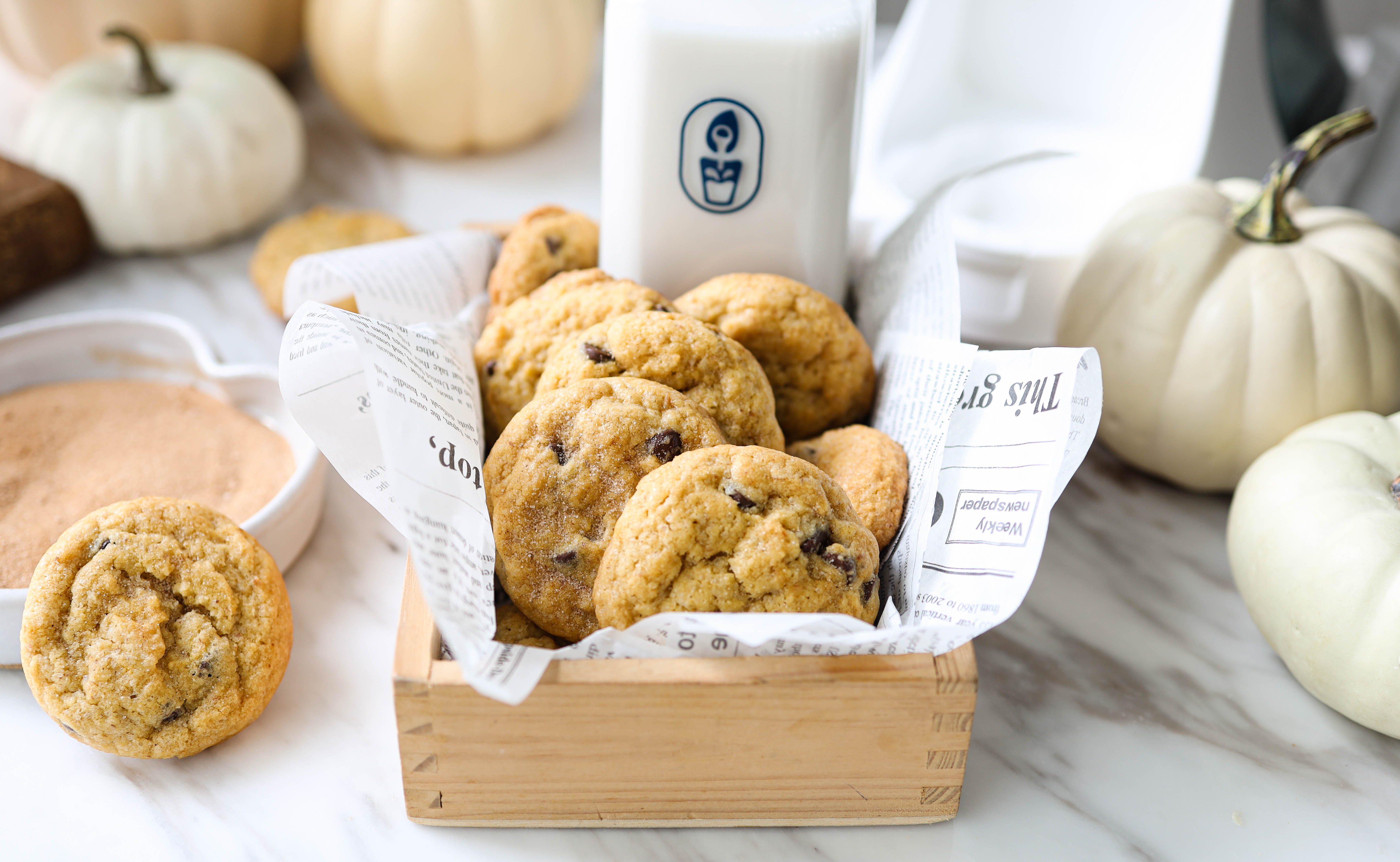 Pumpkin Chocolate Chip Cookies
 &ndash; milkyplant