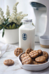 Milky Plant Homemade plant milk & peanut butter cookie