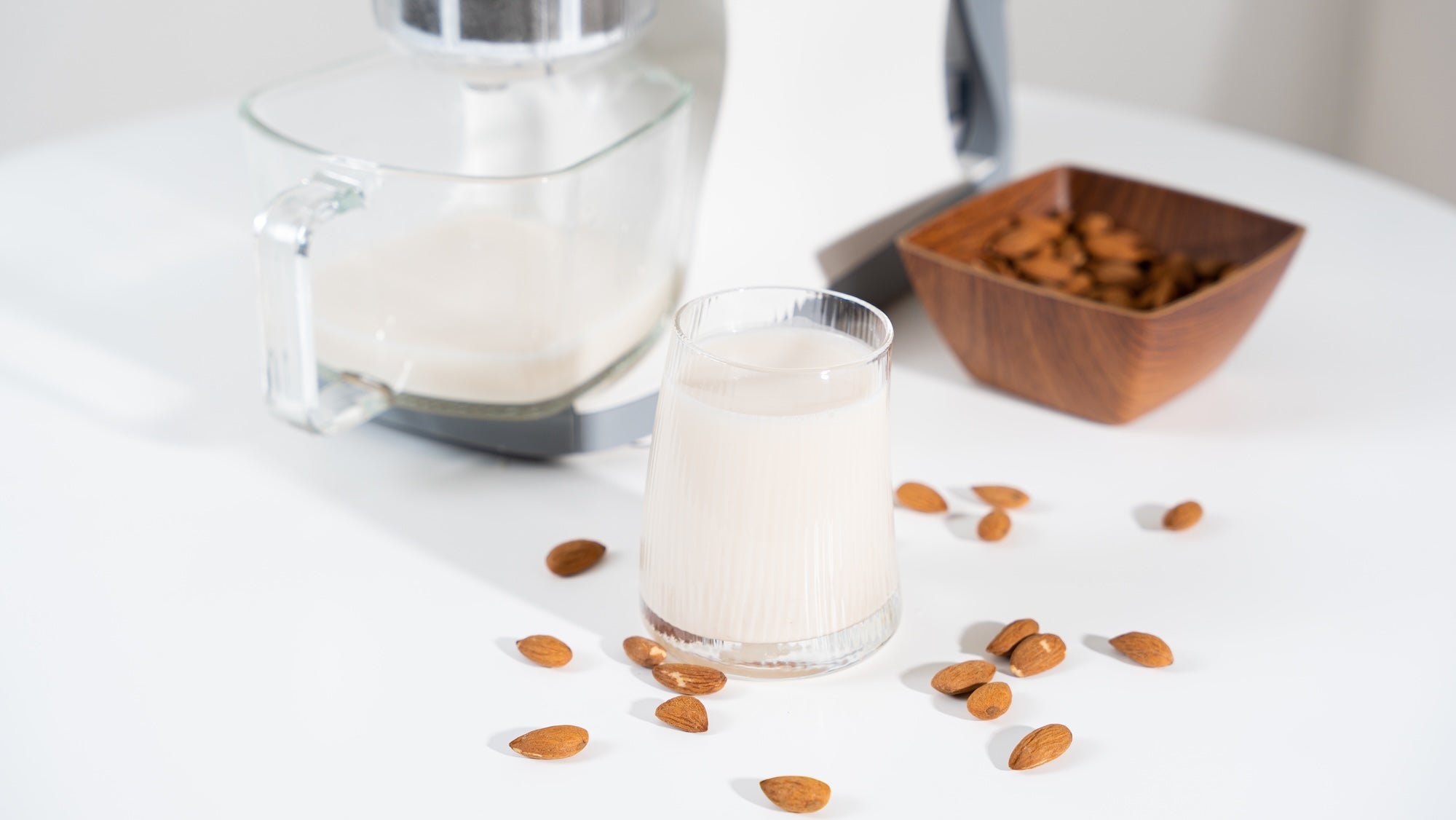 Spiced Almond Milk – milkyplant