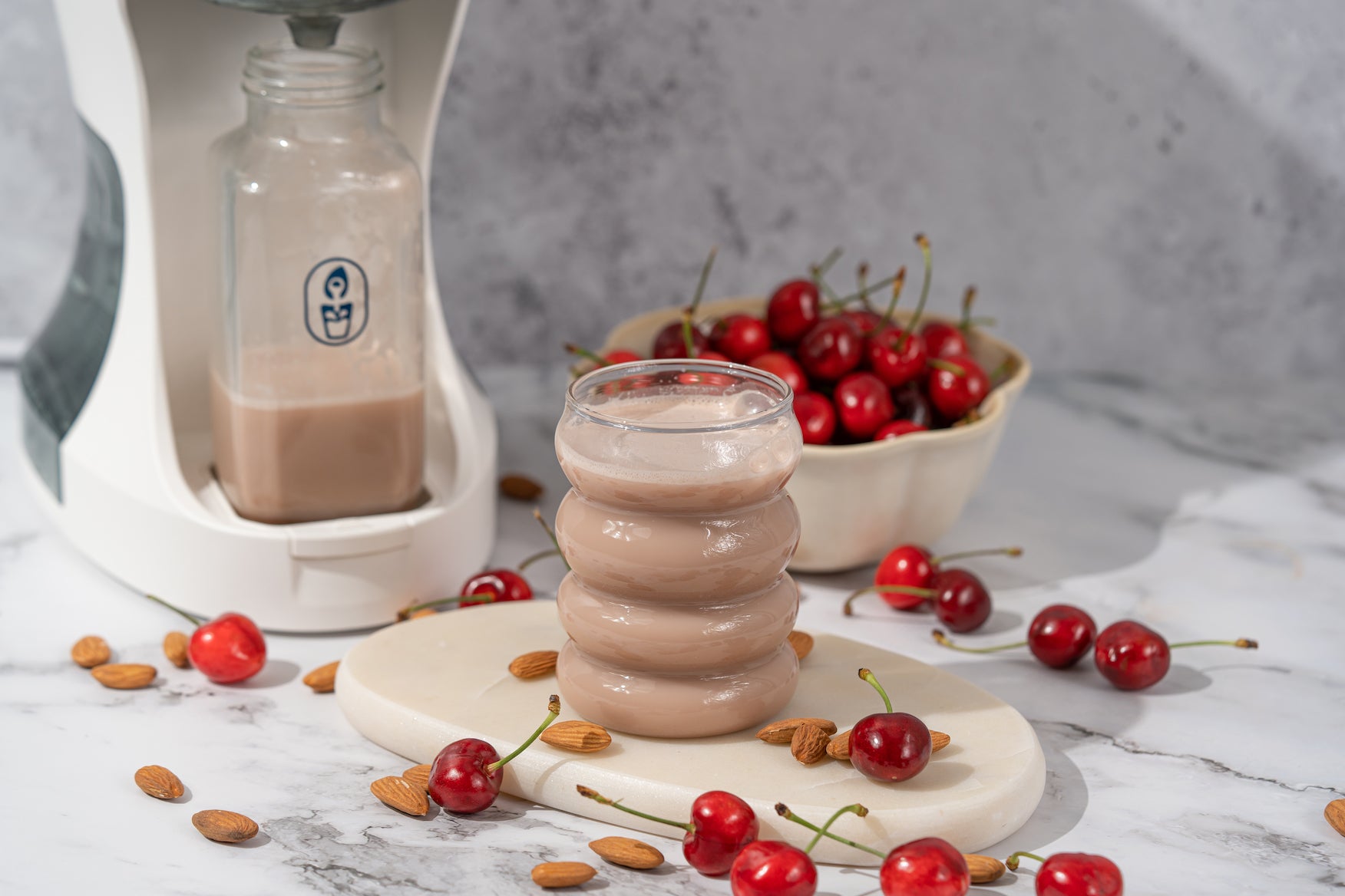 Cherry Almond Milk – milkyplant
