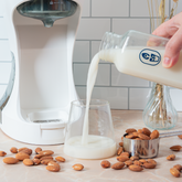 The Ultimate Guide to Plant Milk: Types, Benefits and Recipes